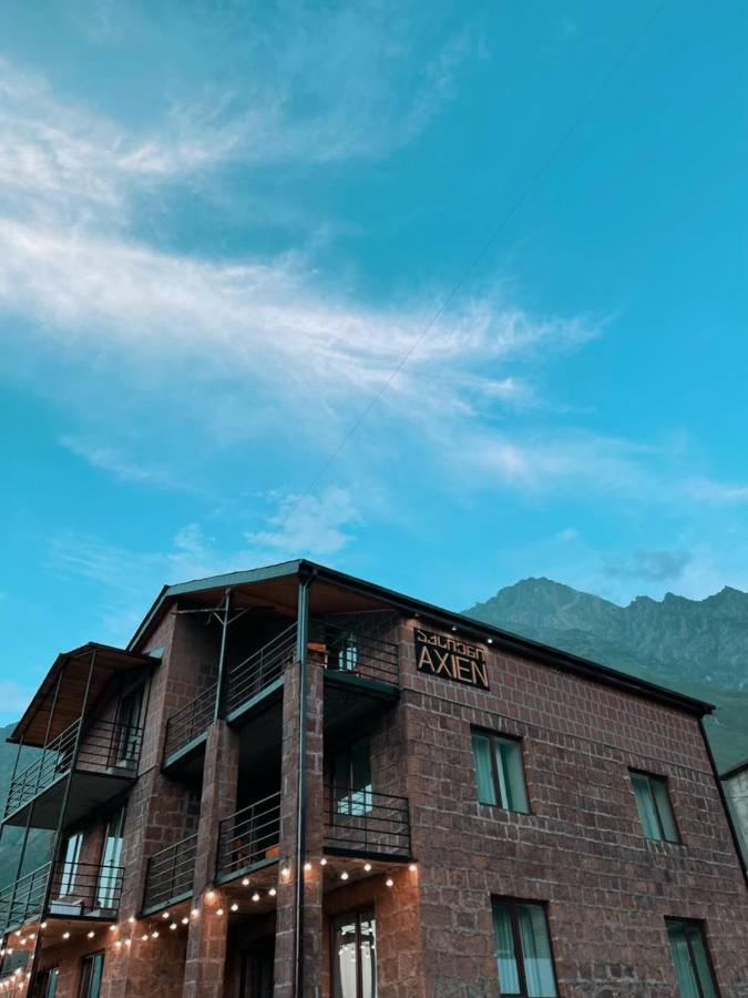 Hotel Axien Kazbegi Eksteriør billede