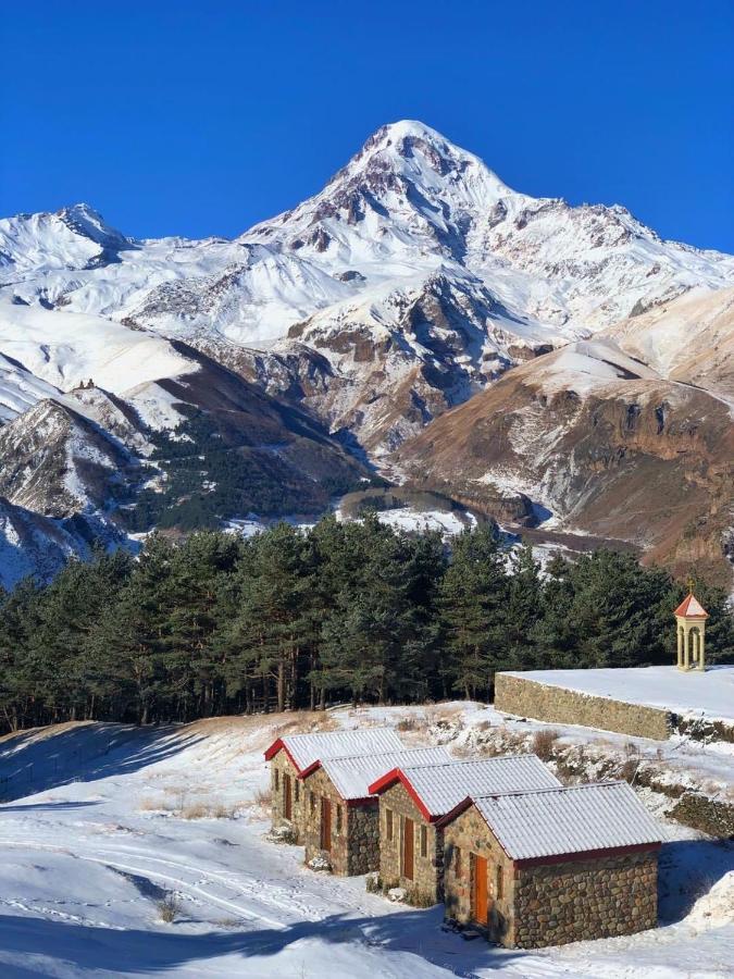 Hotel Axien Kazbegi Eksteriør billede