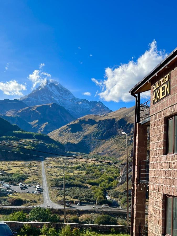 Hotel Axien Kazbegi Eksteriør billede