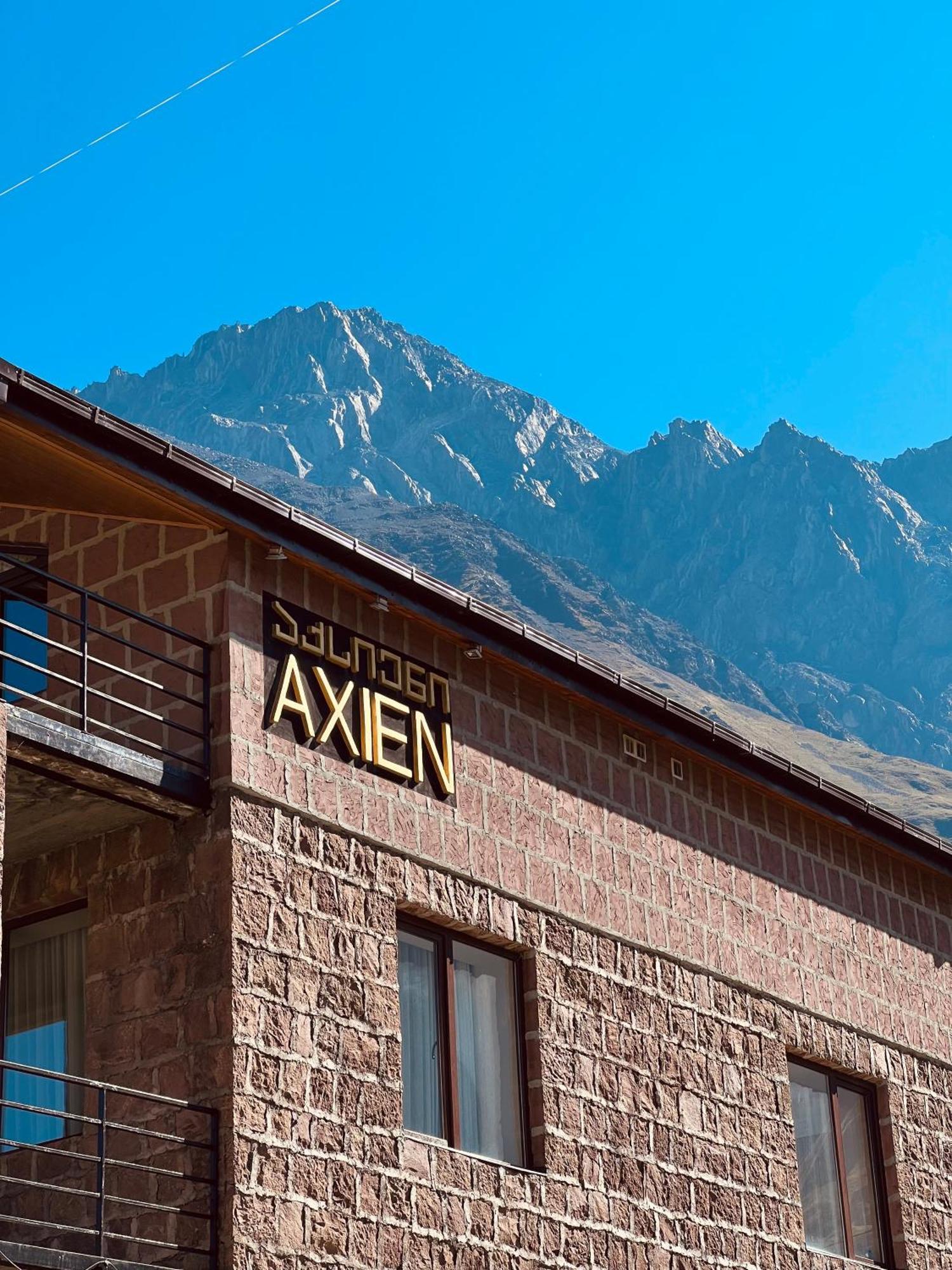 Hotel Axien Kazbegi Eksteriør billede